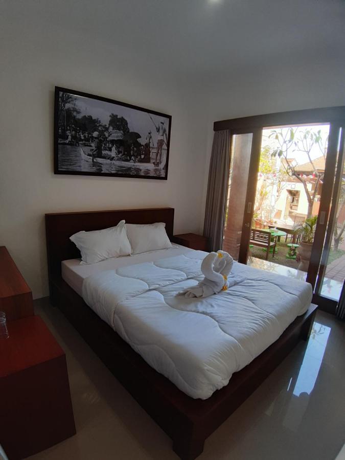 D&D Homestay Pesanggaran Exteriér fotografie